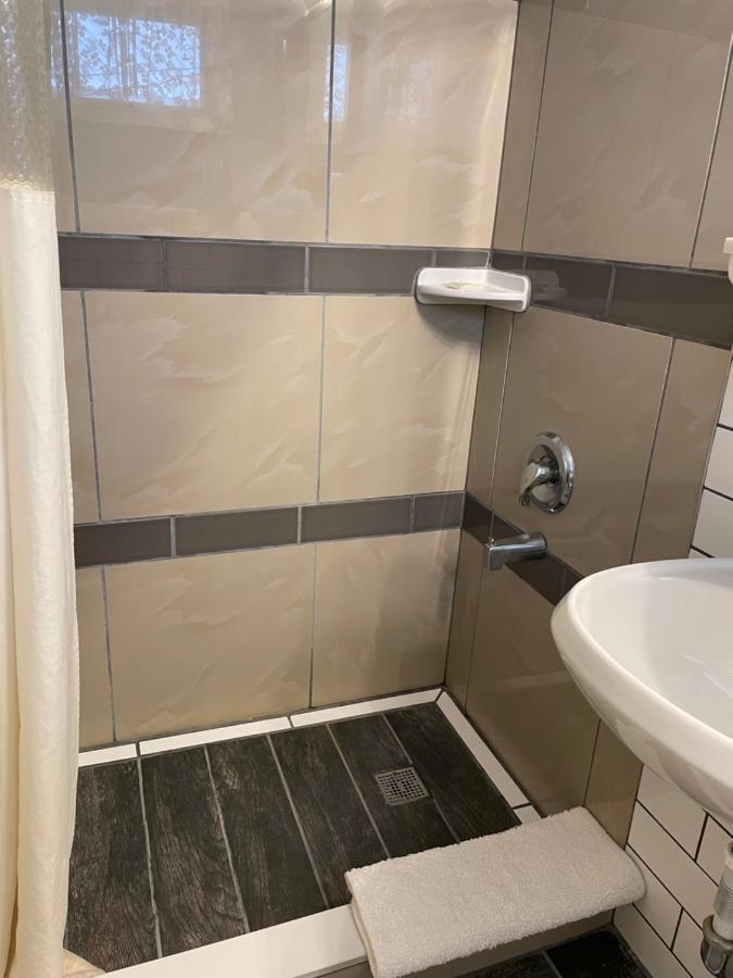 Brentwood Motor Inn South Yarmouth Εξωτερικό φωτογραφία